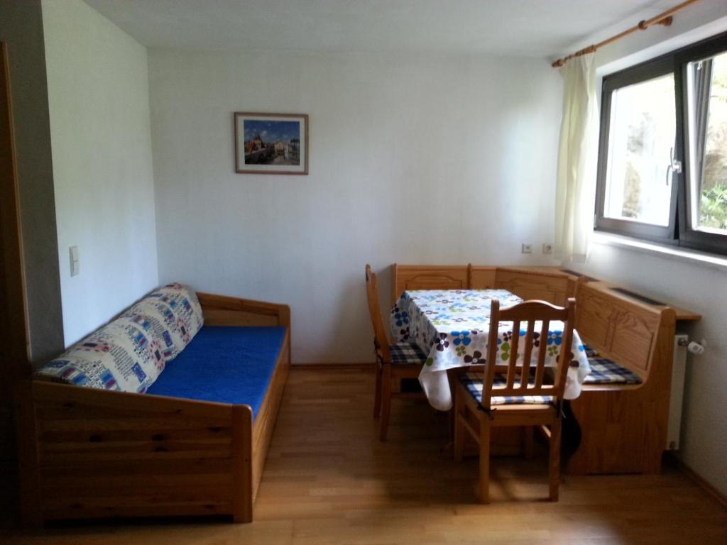 Fichtenblockhuette Sonnenalpe Nassfeld Ruang foto